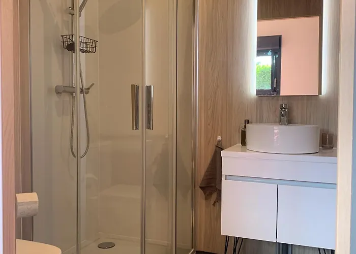 Jaktstuga Tiny House Le Cocon De Jardin Saverne